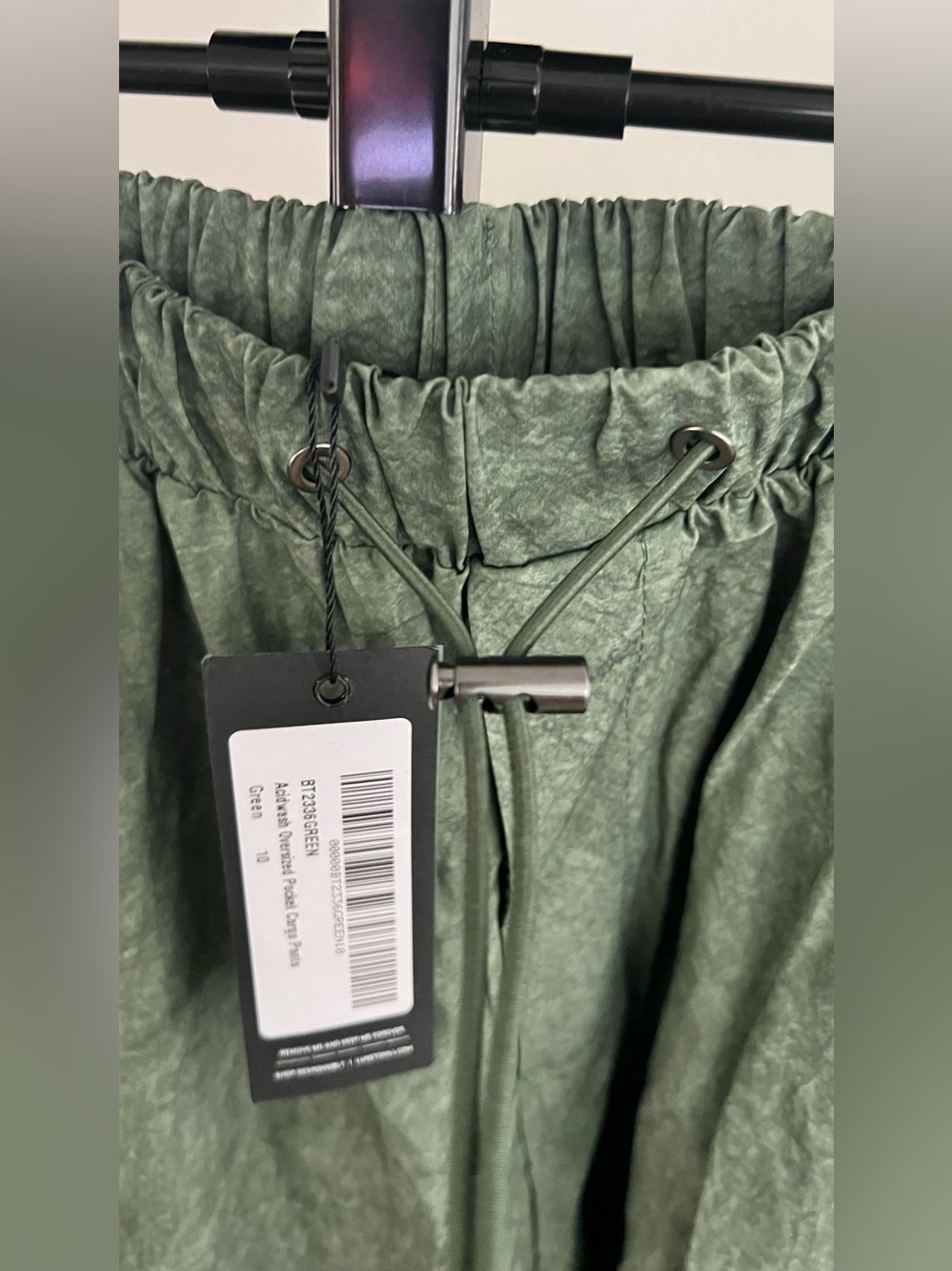 New w tags luxtokill Wide-Leg Cargo Pants in Olive Green - Women. Uk 10 - Picture 8 of 10